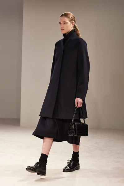 Look 9